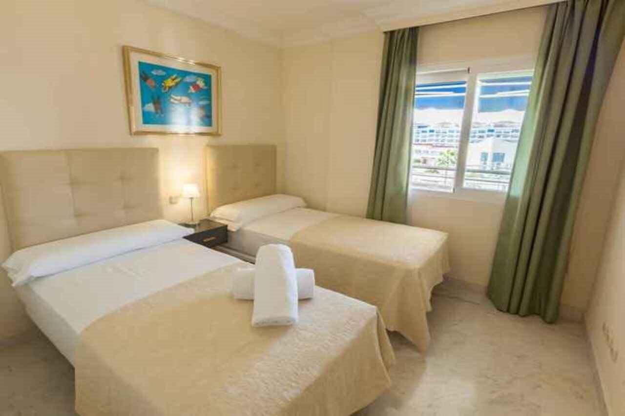 Marina De Banus Apartment Marbella Exteriör bild